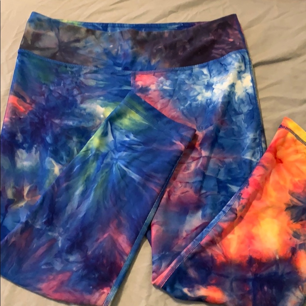 Medium Women’s Vogo Athletica Leggings